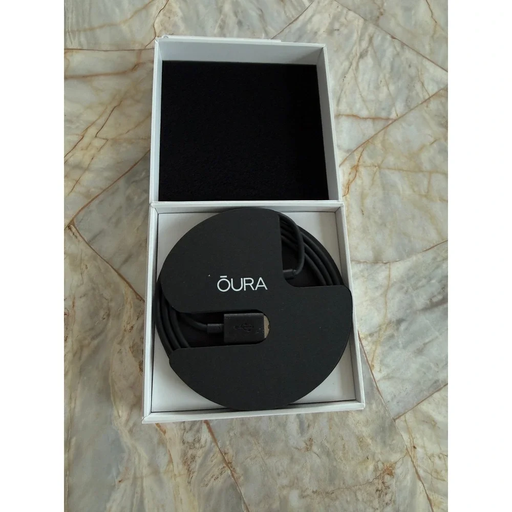 Oura Ring Gen 3 Charging Dock and‎ USB-C Cable Black Replacement Base